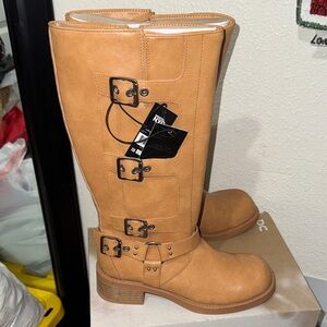 Women's Tan Moto Boot Banana